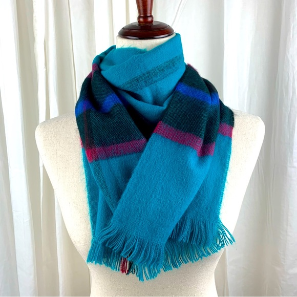 Unbranded Accessories - 100% Cashmere Striped Rectangular Scarf 
Made in England Excellent Condition‎